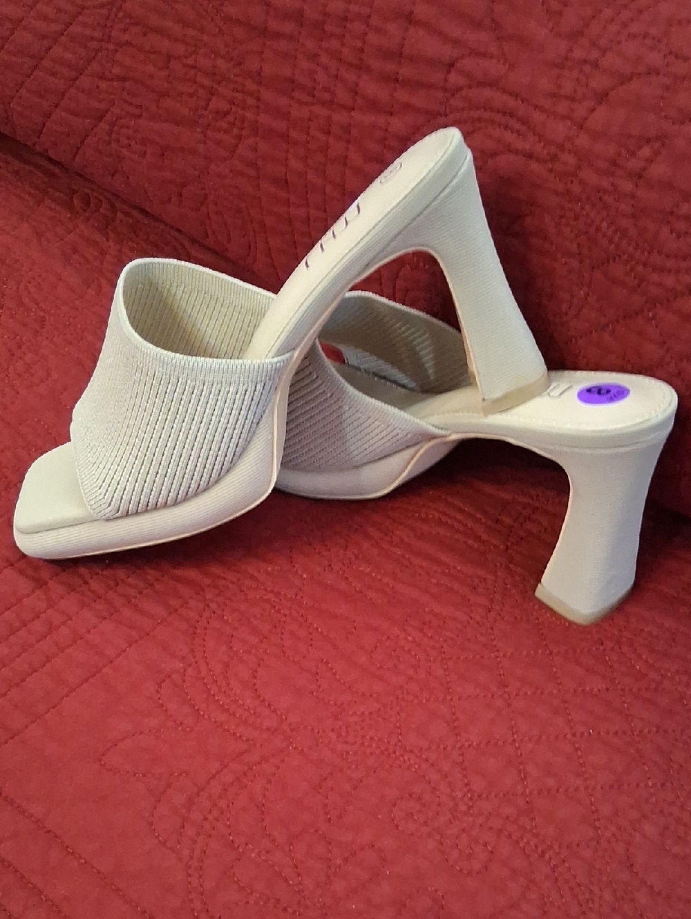 MUSSHOE Beige NWOT Knit Mules - Picture 4 of 10